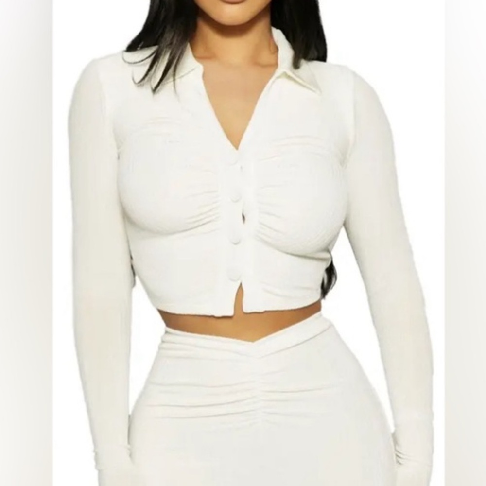 Naked Wardrobe Rouched button down crop top size large